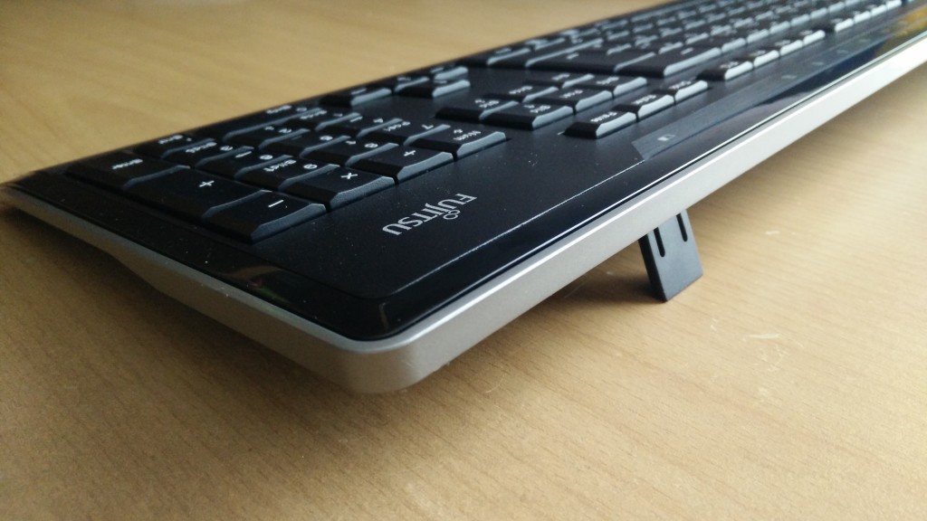 Fujitsu Wireless Keyboard Set Lx901 Handbuch Test: Fujitsu LX901 Tastatur-Set