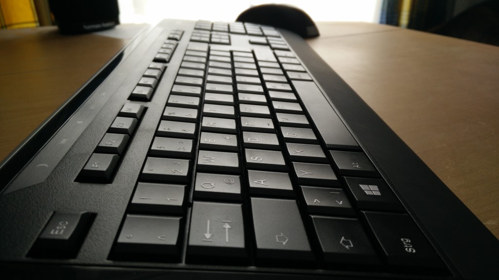 Fujitsu Wireless Keyboard Set Lx901 Handbuch Test: Fujitsu LX901 Tastatur-Set